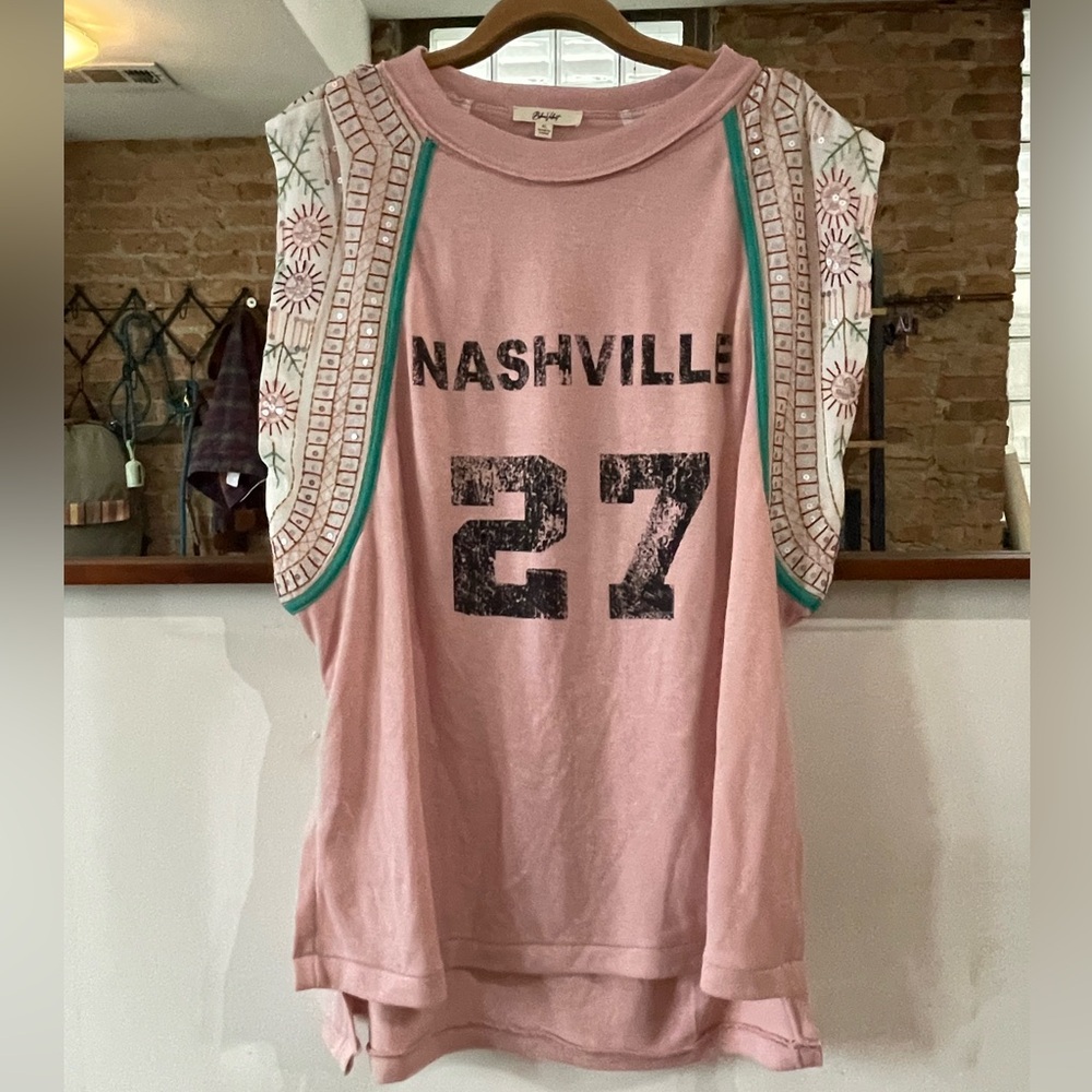 Daydreamer Pink Graphic Muscle Tee